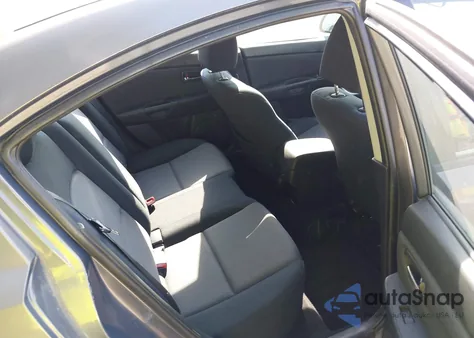 2008 Mazda Mazda3 z USA, uszkodzony, nr VIN JM18K32F581117892